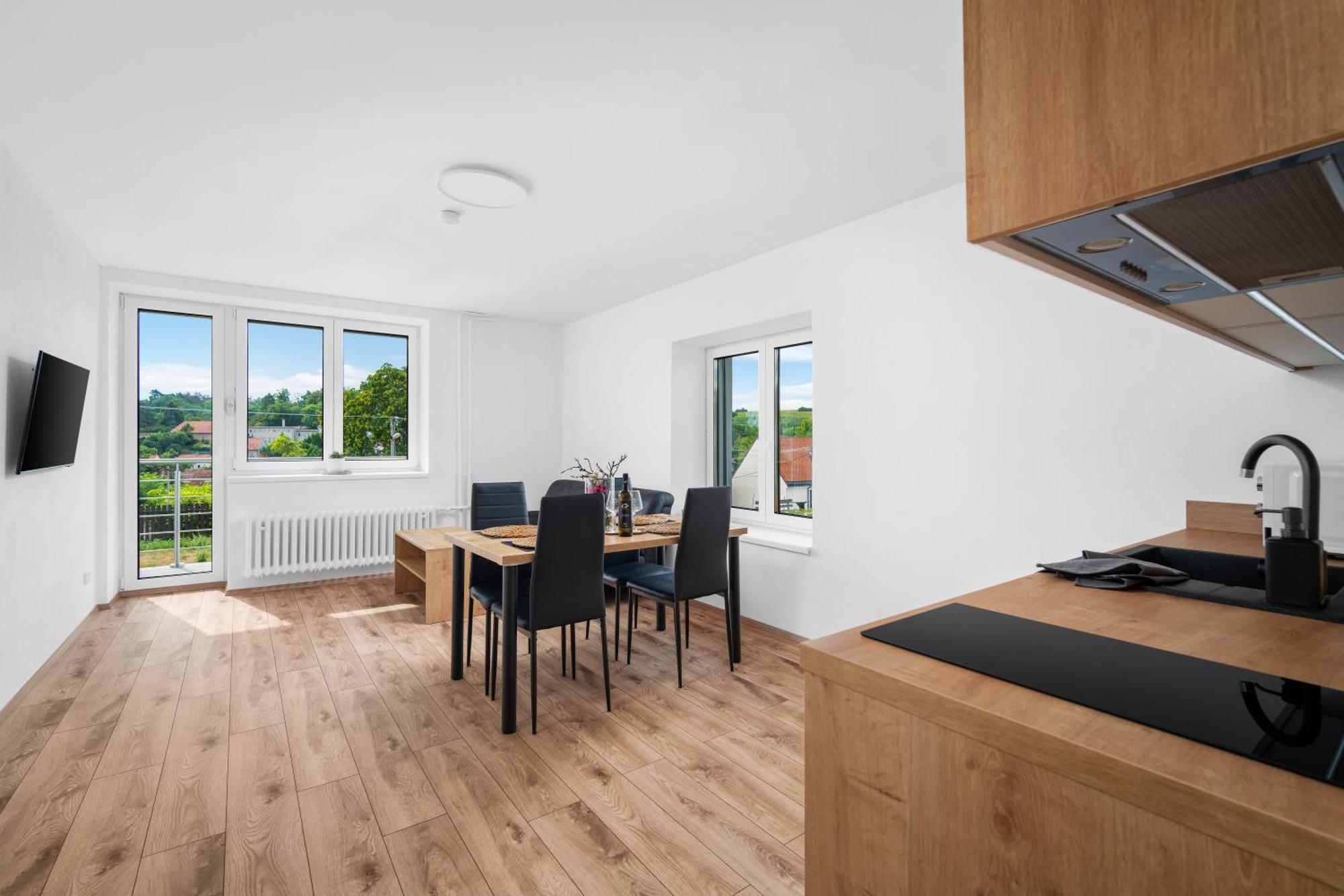 Apartmany Stastny Sklep Вальтице Экстерьер фото